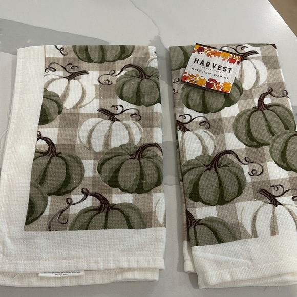 Fall Kitchen Set - Picture 2 of 4